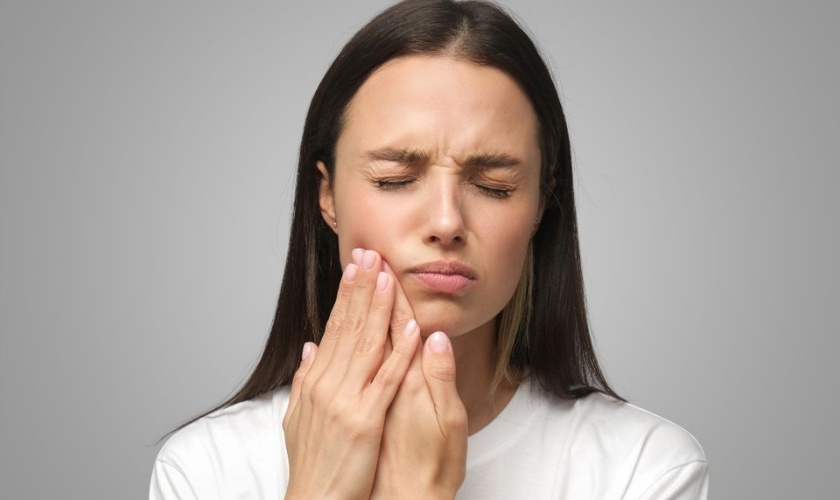 Tooth Hurts When I Bite Down